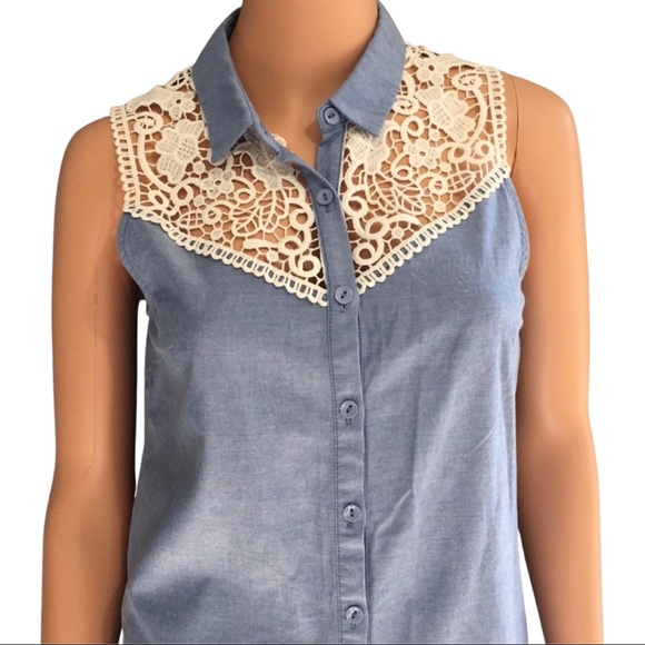 H&M Tops - H&M Dividend Blouse